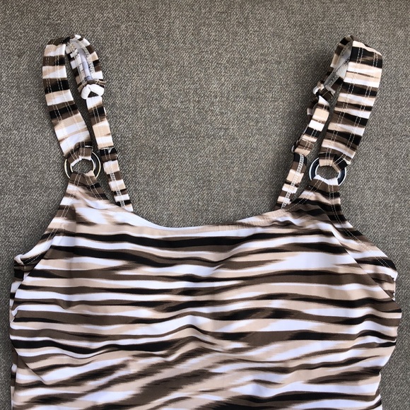Worn once! - CHRISTINA Tankini Swim Top - Picture 2 of 7
